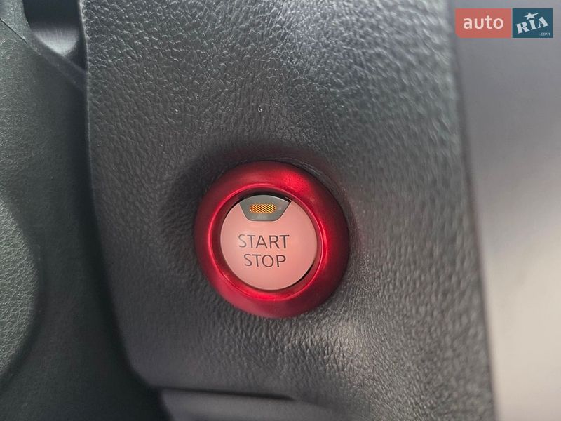 Хэтчбек Nissan Note 2017 в Одессе