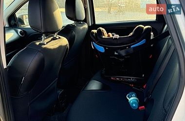 Хэтчбек Nissan Note 2012 в Львове