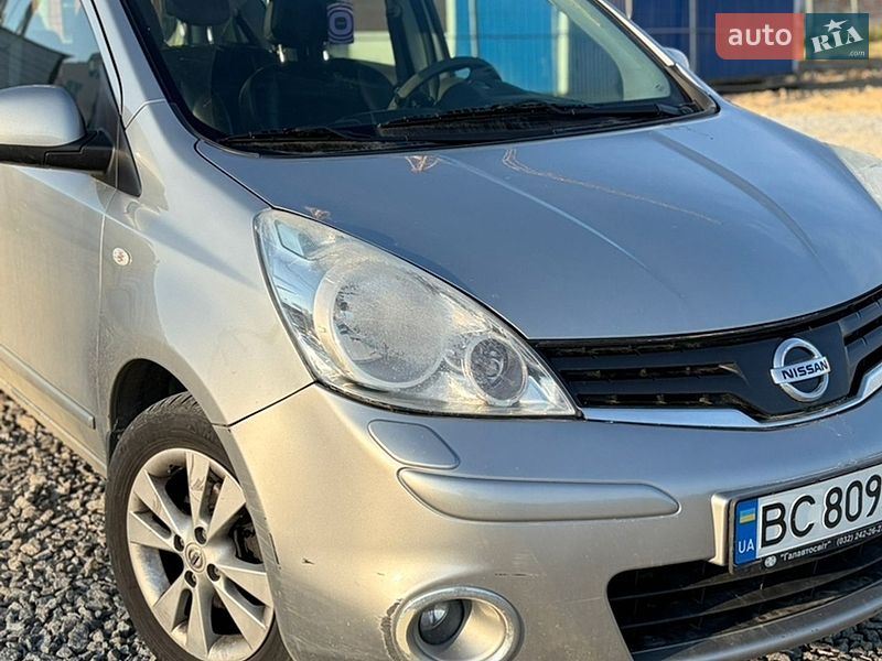Хэтчбек Nissan Note 2012 в Львове