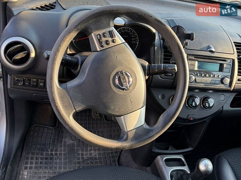 Хэтчбек Nissan Note 2012 в Львове