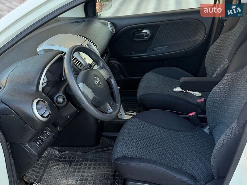 Хетчбек Nissan Note 2011 в Києві