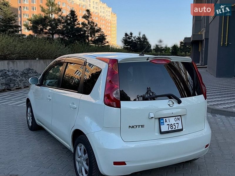 Хетчбек Nissan Note 2011 в Києві
