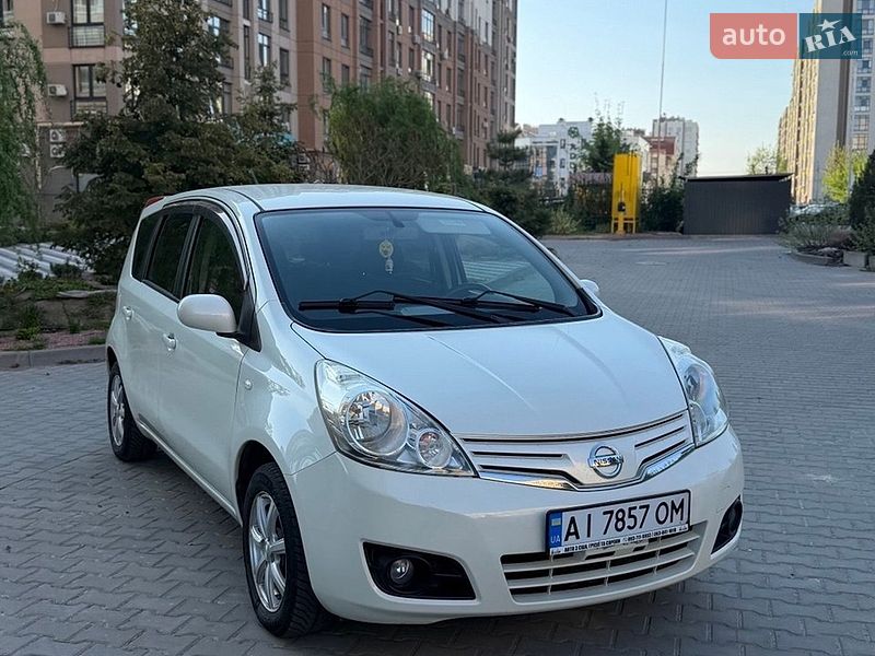Хетчбек Nissan Note 2011 в Києві