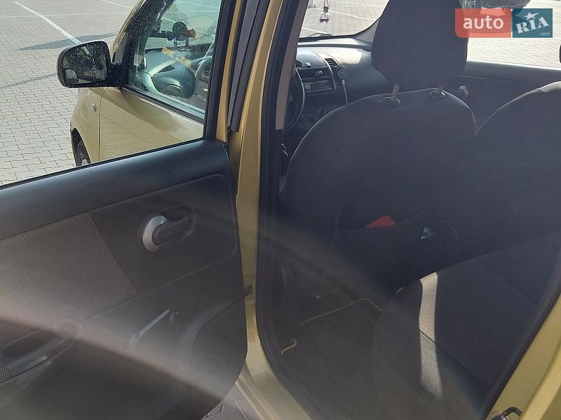 Хэтчбек Nissan Note 2006 в Ирпене