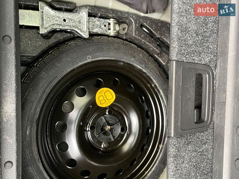 Хэтчбек Nissan Note 2006 в Ивано-Франковске