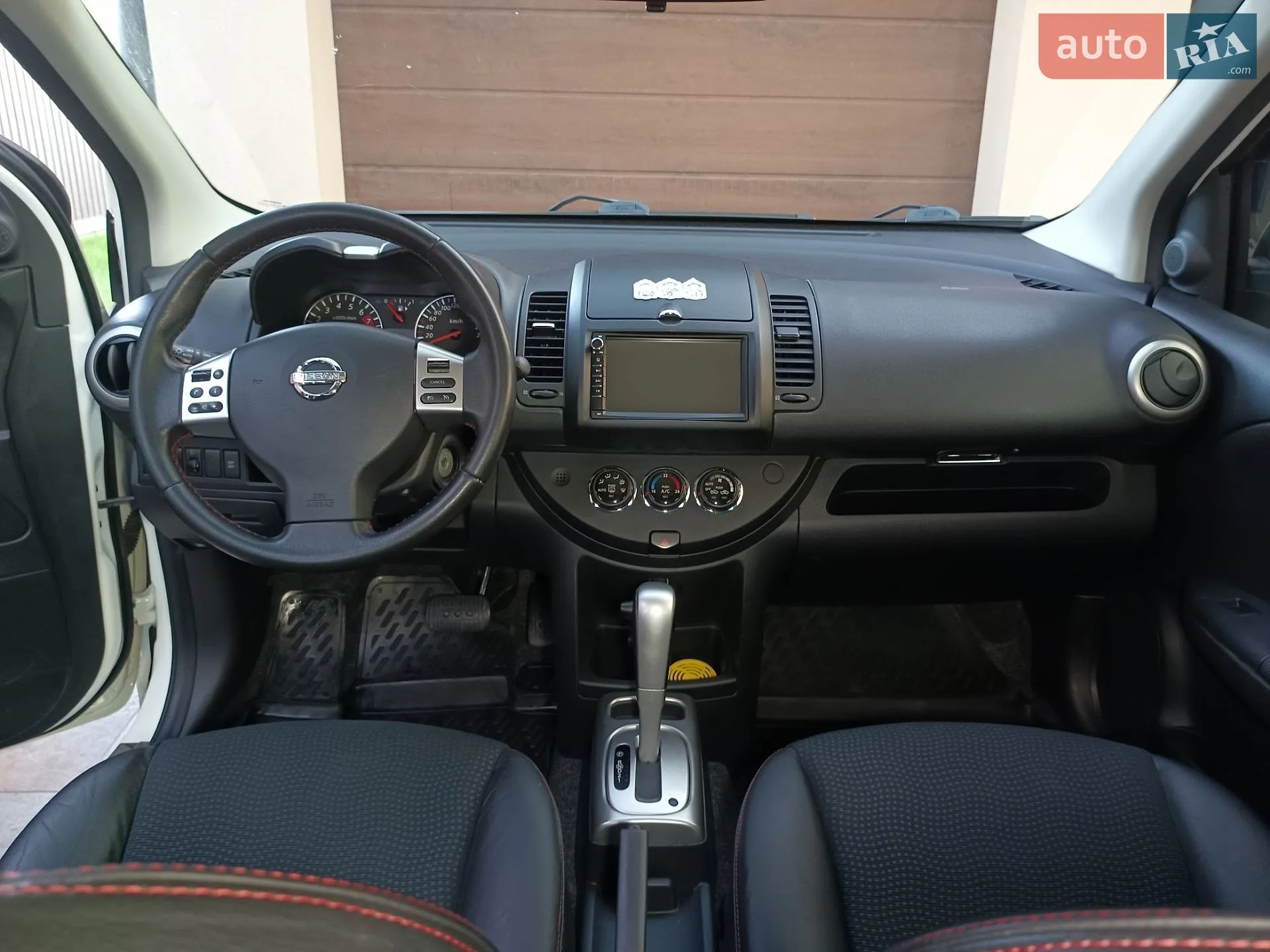 2010 Nissan Note - мініатюра 16