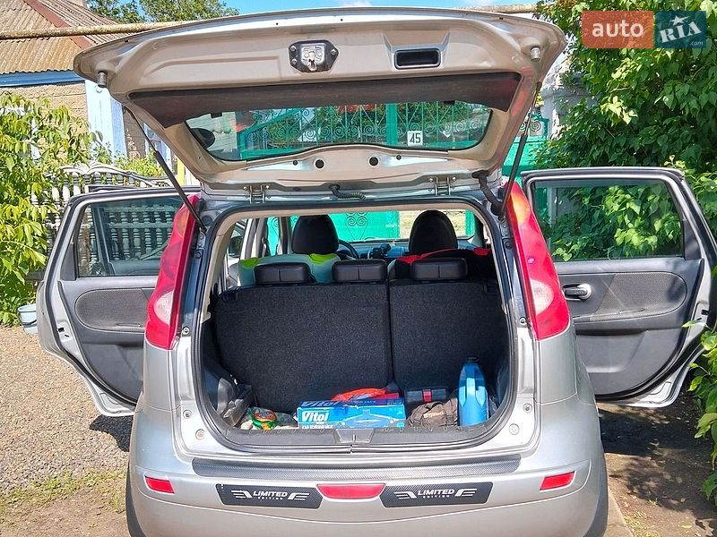 Хэтчбек Nissan Note 2008 в Николаеве