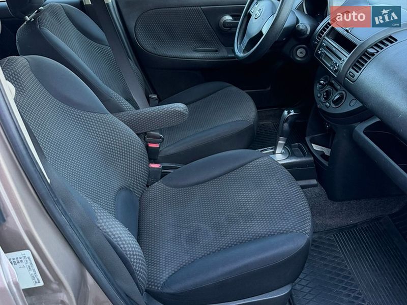 Хэтчбек Nissan Note 2007 в Коломые