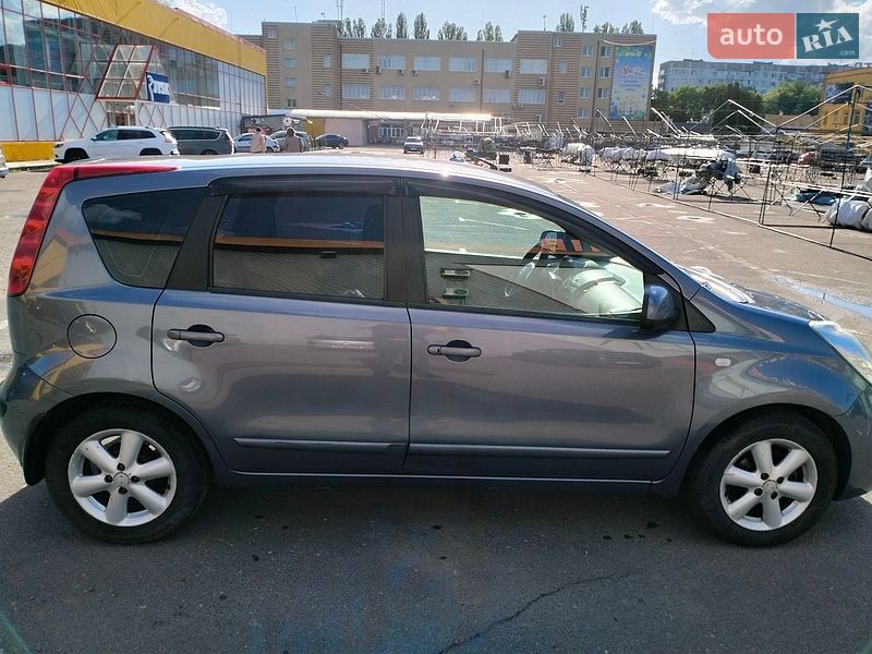 Хэтчбек Nissan Note 2007 в Житомире