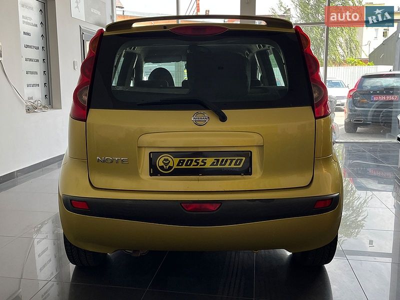 Хэтчбек Nissan Note 2006 в Львове