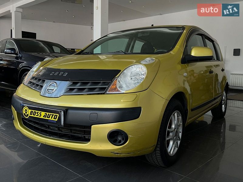 Хэтчбек Nissan Note 2006 в Львове