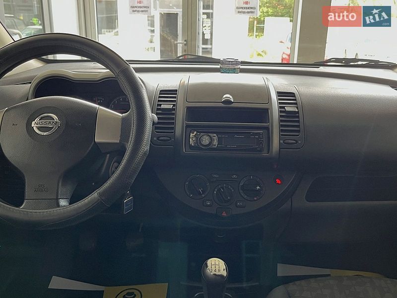 Хэтчбек Nissan Note 2006 в Львове