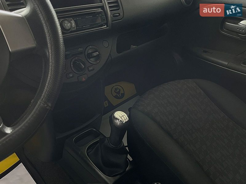 Хэтчбек Nissan Note 2006 в Львове