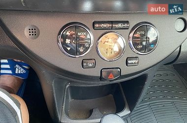 Хэтчбек Nissan Note 2006 в Ровно