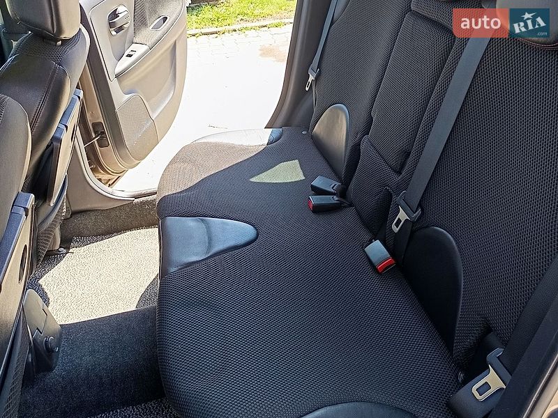Хэтчбек Nissan Note 2006 в Киеве