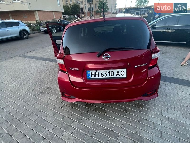 Хэтчбек Nissan Note 2017 в Одессе