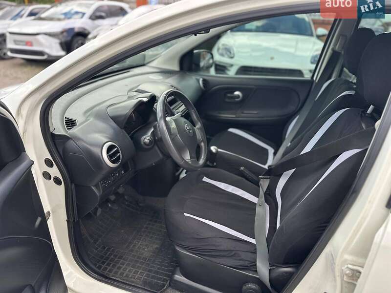 Хэтчбек Nissan Note 2011 в Одессе