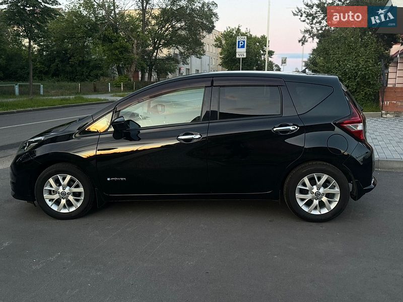 Хэтчбек Nissan Note 2018 в Киеве