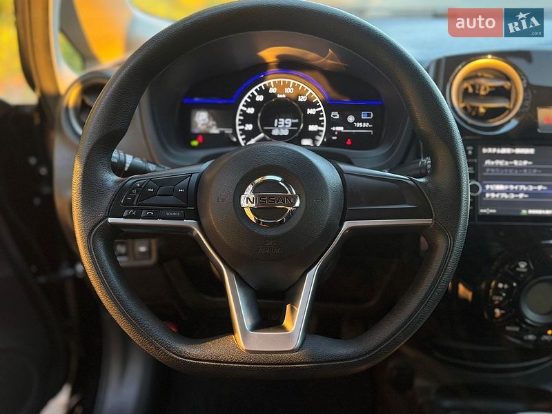 Хэтчбек Nissan Note 2018 в Киеве