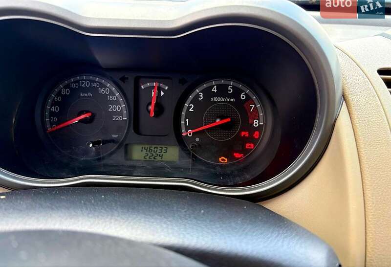 Хетчбек Nissan Note 2006 в Києві фото 4 Хетчбек Nissan Note 2006 в Києві