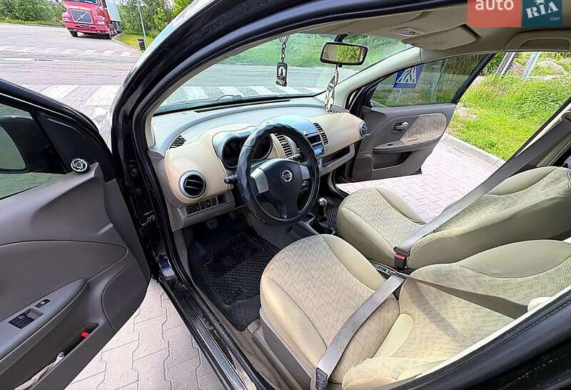 Хетчбек Nissan Note 2006 в Києві фото 7 Хетчбек Nissan Note 2006 в Києві