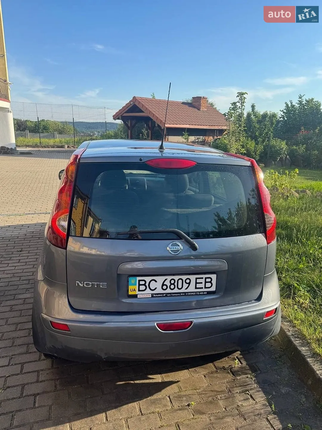 2011 Nissan Note - мініатюра 2
