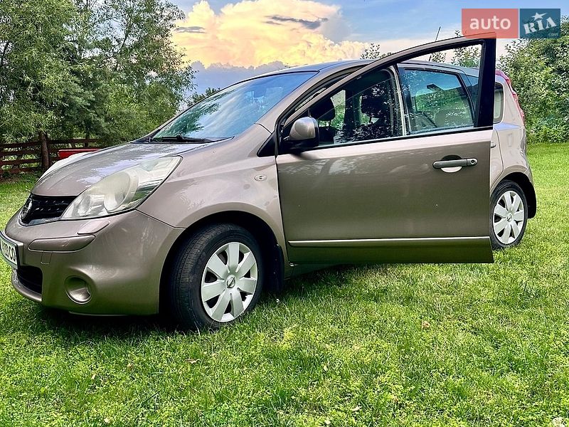 Nissan Note 2011