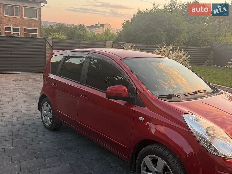 Хэтчбек Nissan Note 2008 в Хмельницком