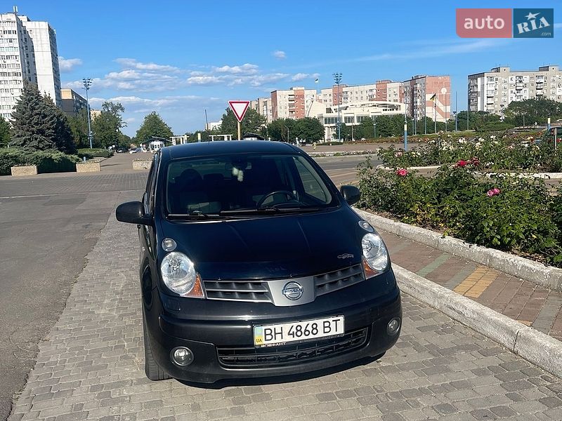 Хэтчбек Nissan Note 2008 в Одессе
