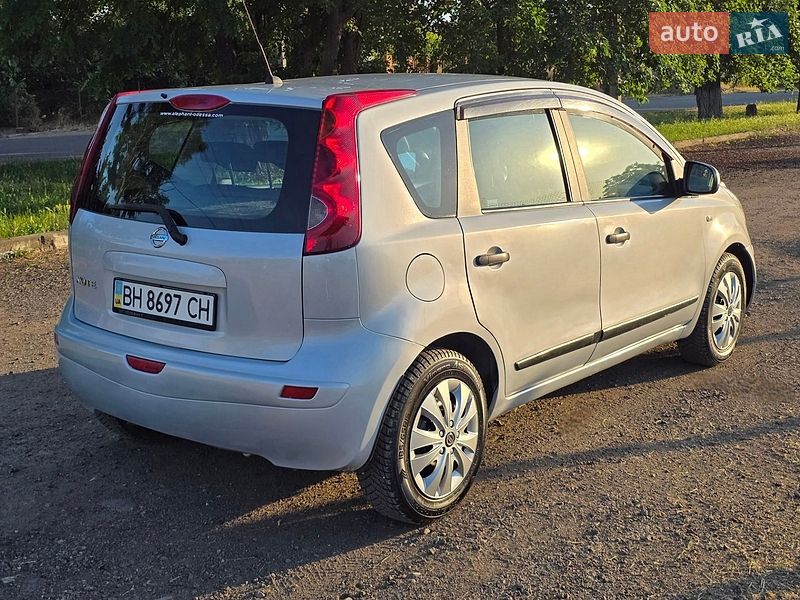 Хетчбек Nissan Note 2008 в Одесі