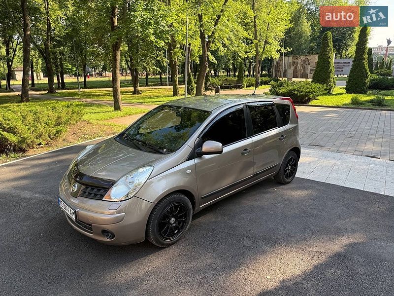 Хэтчбек Nissan Note 2008 в Кривом Роге