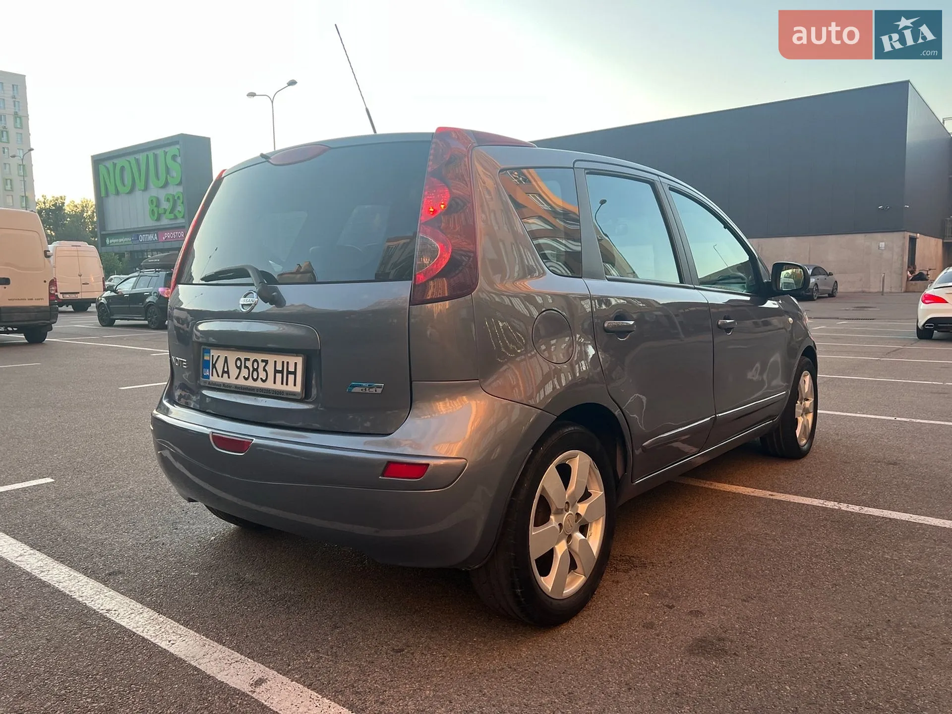 2010 Nissan Note - мініатюра 9