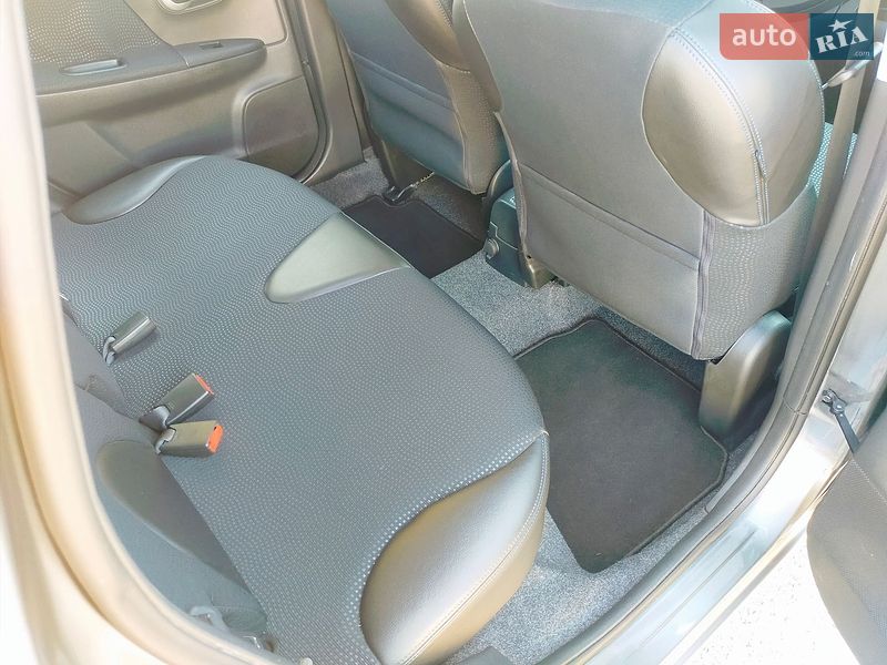 Хетчбек Nissan Note 2012 в Вінниці