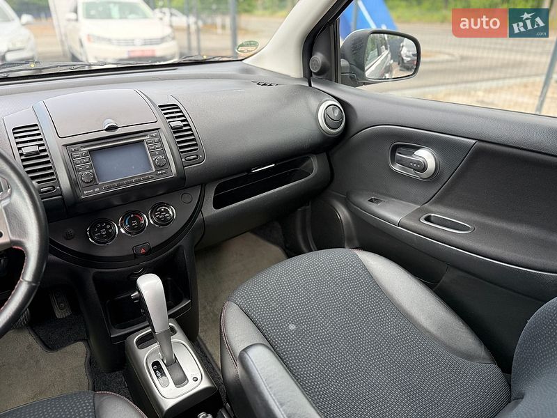 Хетчбек Nissan Note 2010 в Вінниці
