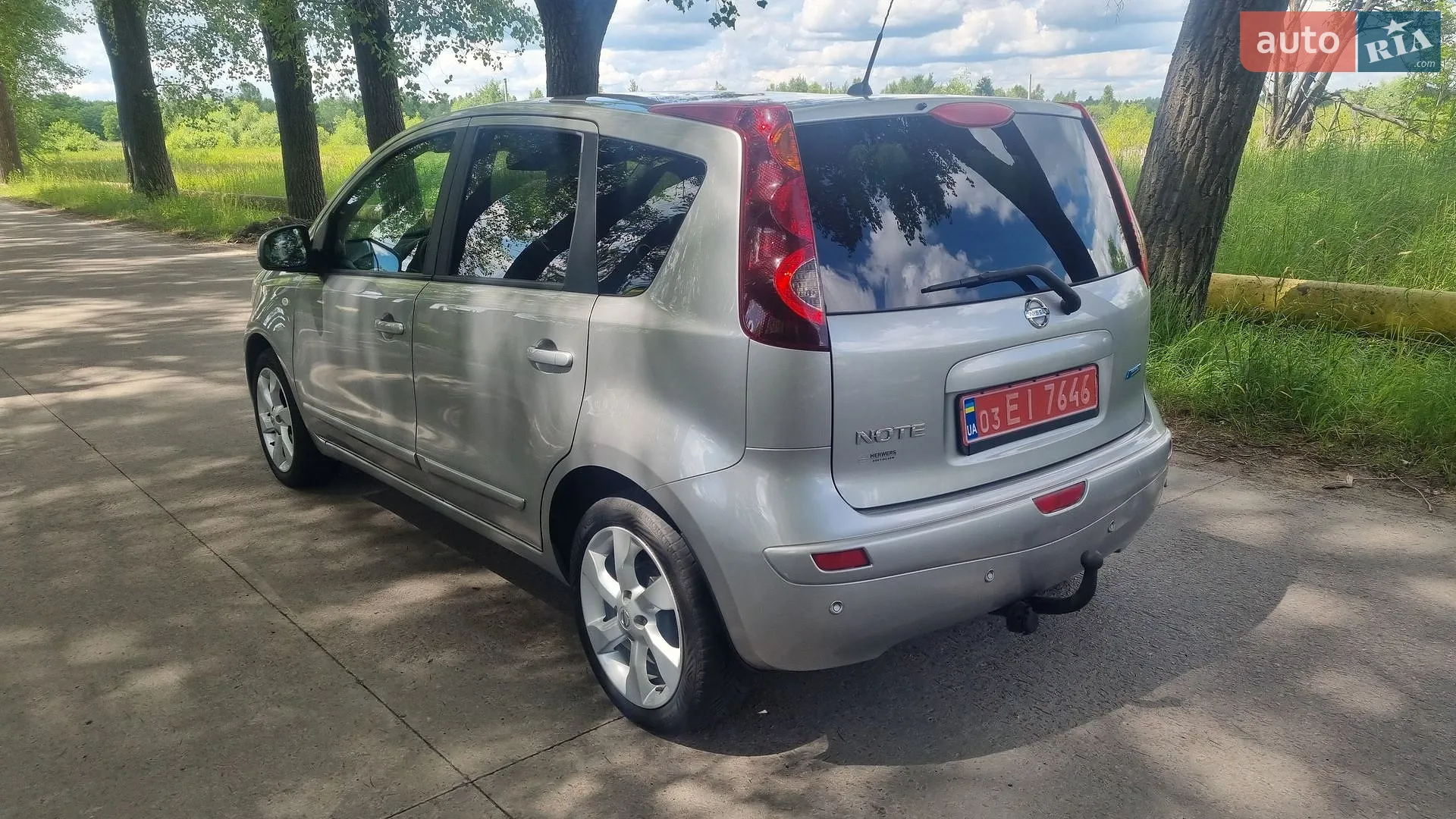 2010 Nissan Note - мініатюра 8