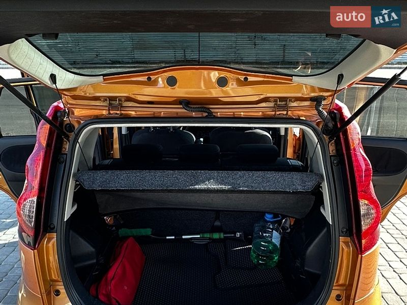 Хэтчбек Nissan Note 2009 в Виннице фото 24 Хэтчбек Nissan Note 2009 в Виннице