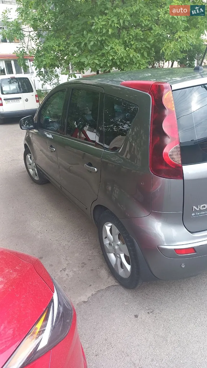 2011 Nissan Note - мініатюра 2