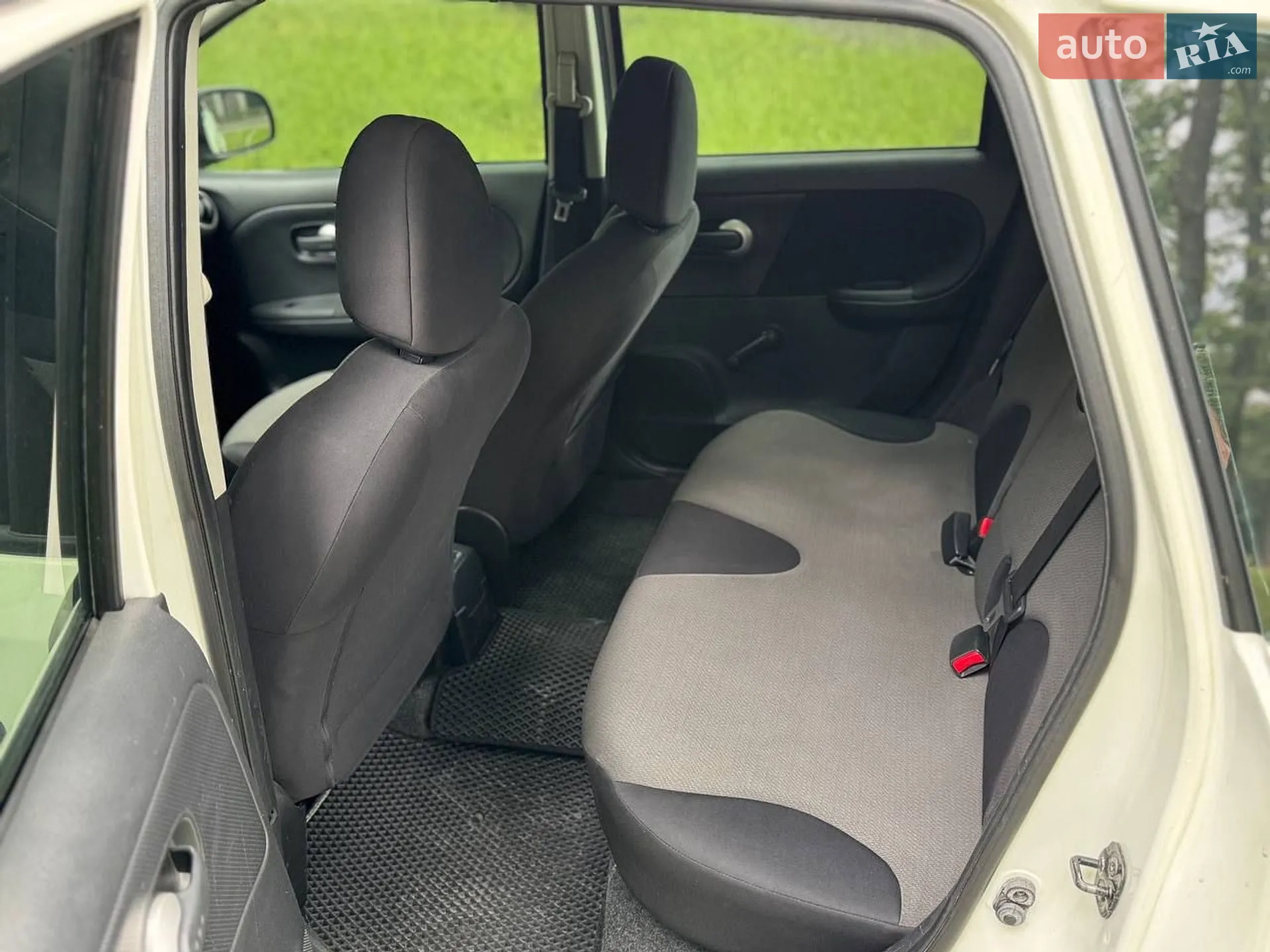2012 Nissan Note - мініатюра 15