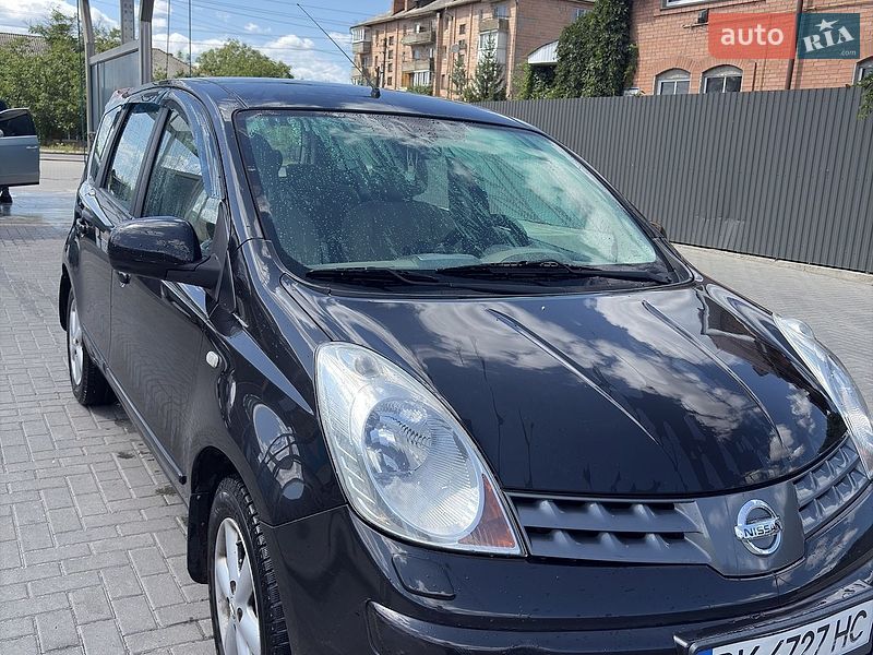 Хетчбек Nissan Note 2006 в Сарнах фото 17 Хетчбек Nissan Note 2006 в Сарнах