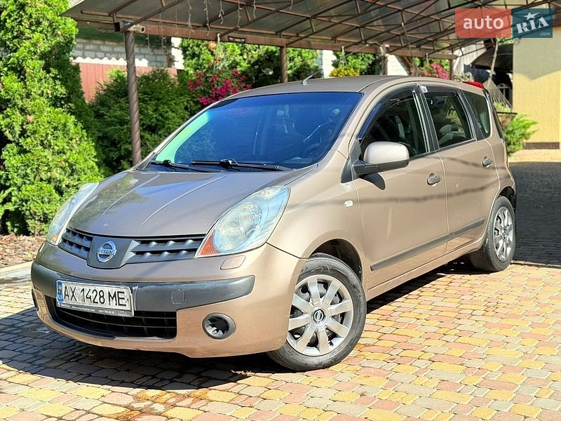 Хэтчбек Nissan Note 2006 в Харькове