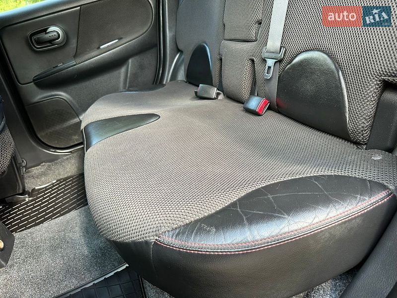 Хетчбек Nissan Note 2007 в Рівному