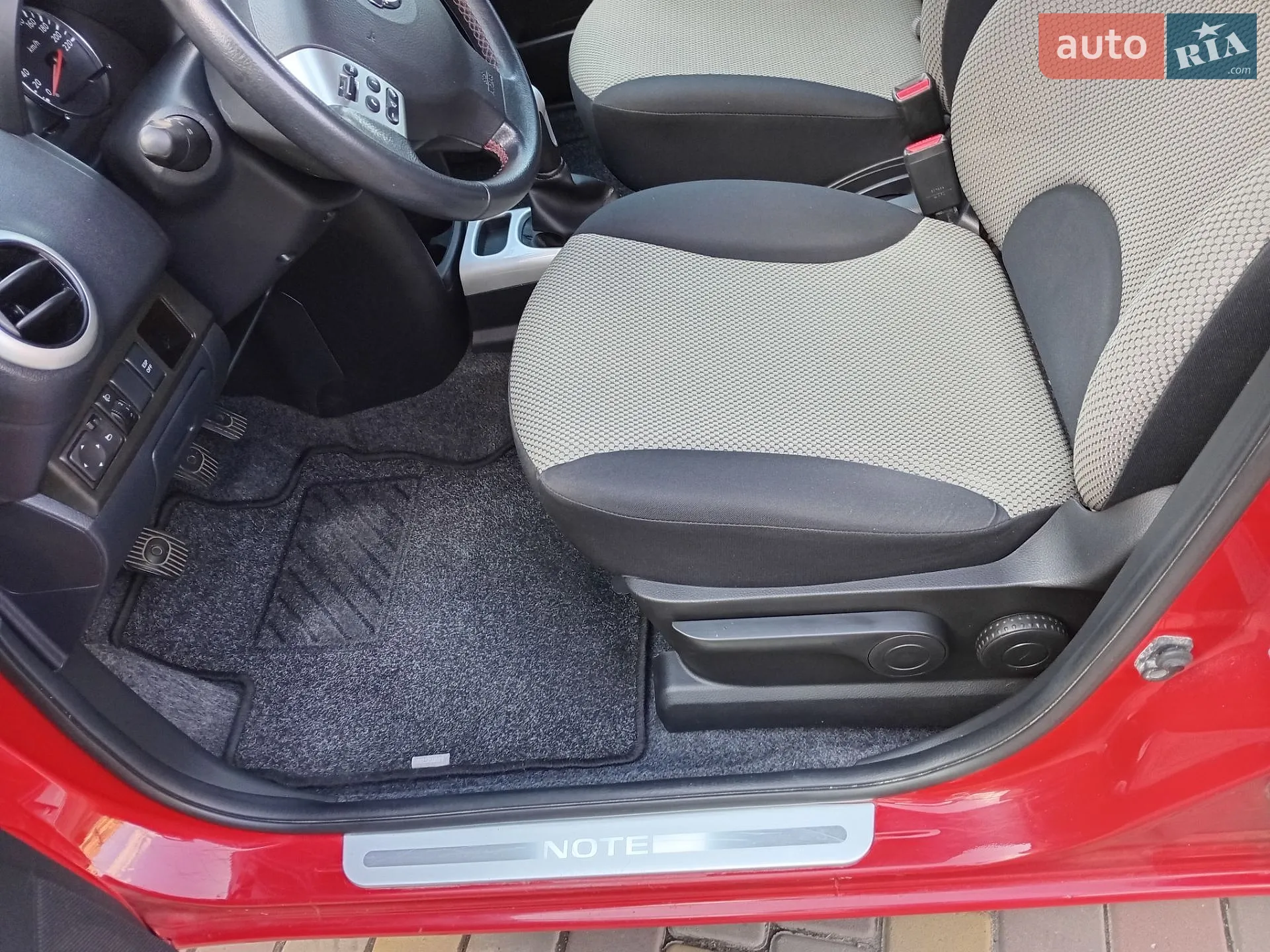 2011 Nissan Note - мініатюра 13