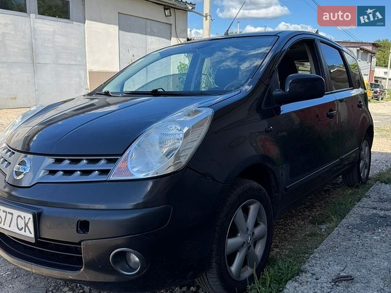 Хетчбек Nissan Note 2006 в Хмельницькому