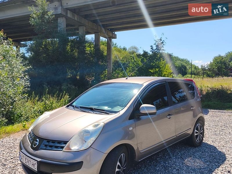 Хэтчбек Nissan Note 2006 в Коломые