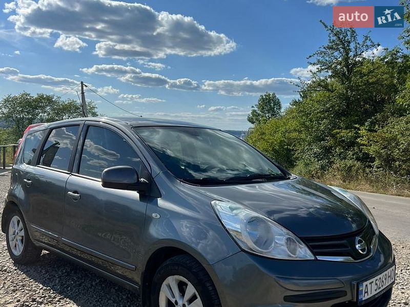 Хетчбек Nissan Note 2010 в Надвірній