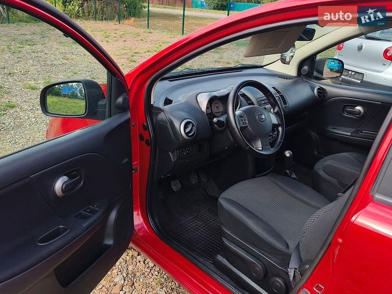 Хетчбек Nissan Note 2008 в Березані