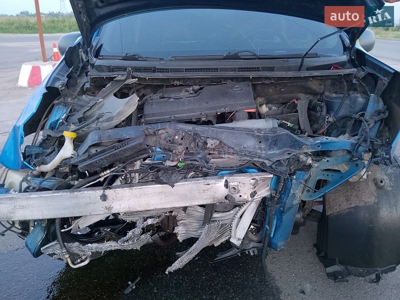 Хэтчбек Nissan Note 2006 в Херсоне