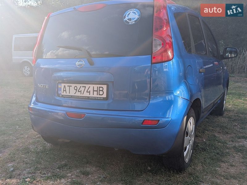 Хэтчбек Nissan Note 2008 в Надворной