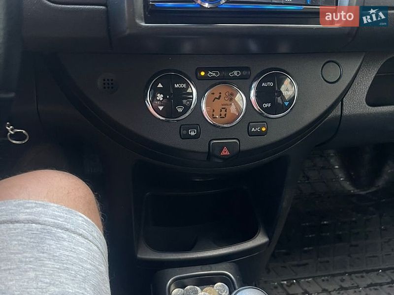 Хэтчбек Nissan Note 2007 в Киеве