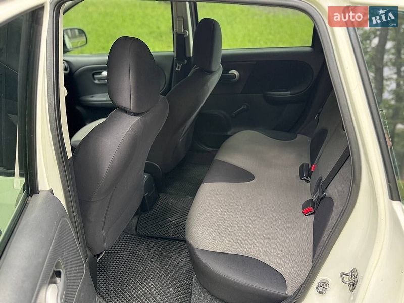 Хетчбек Nissan Note 2012 в Києві